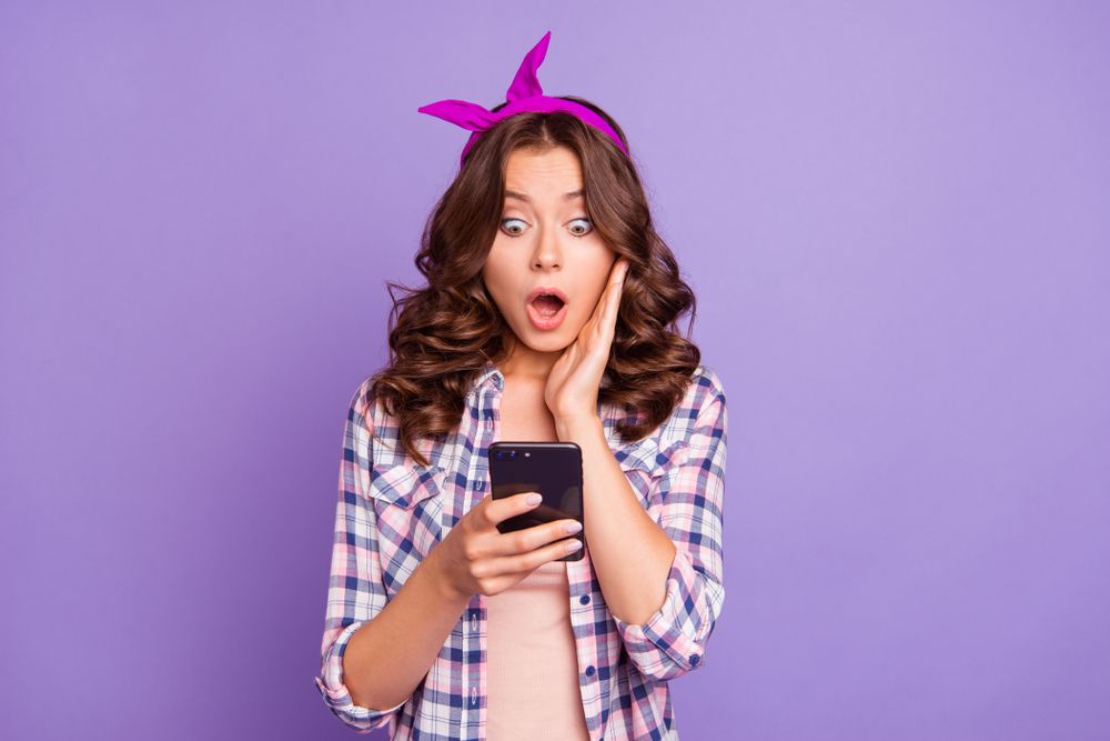 Când e cel mai bun moment să-ți cumperi un iPhone?